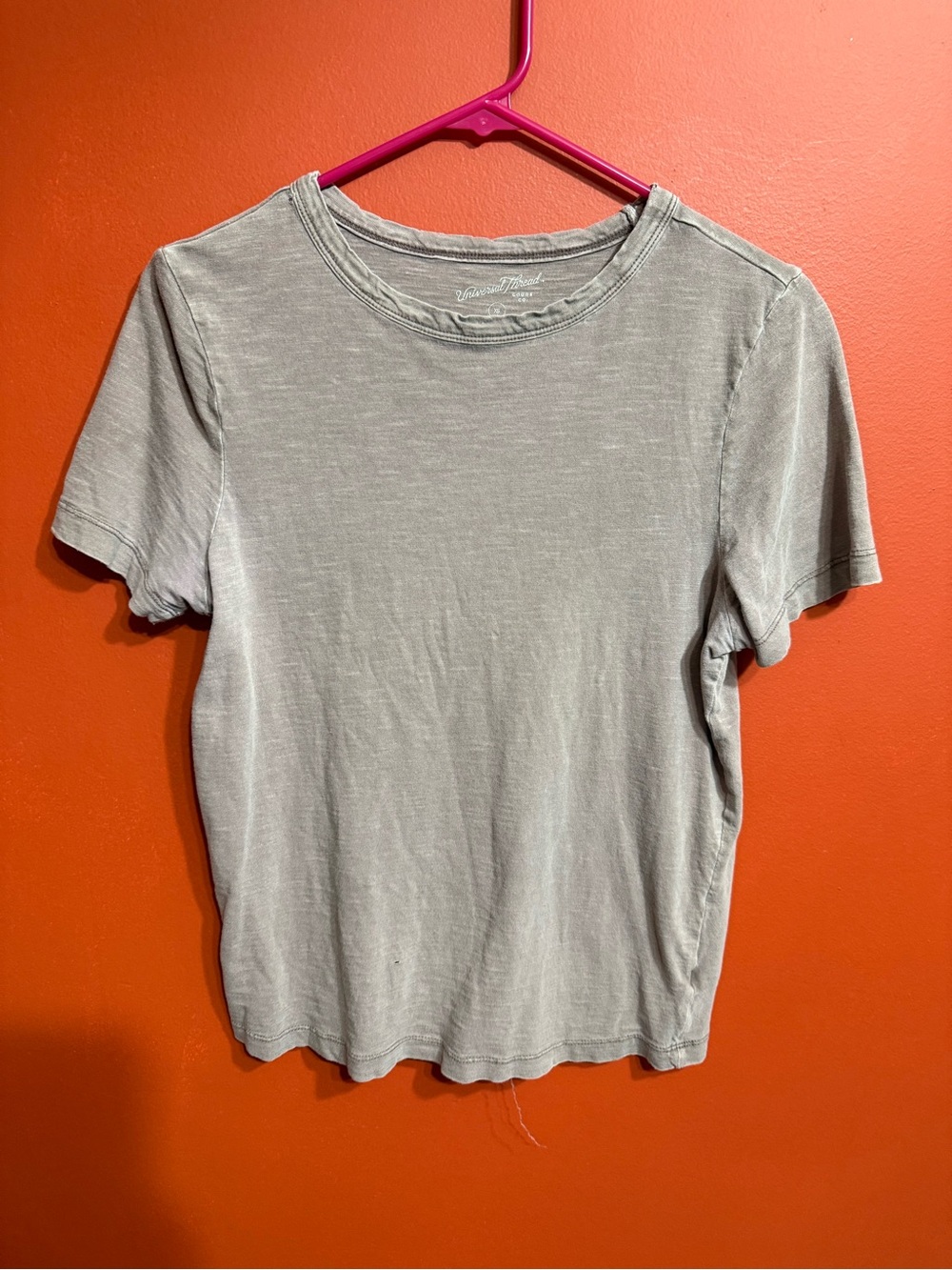 Universal Thread Washed Light Gray Crewneck Tee